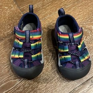 Kids’ Keen Newport H2 Sandals Size 5c. In color: Multi/Tillandsia Purple. New.